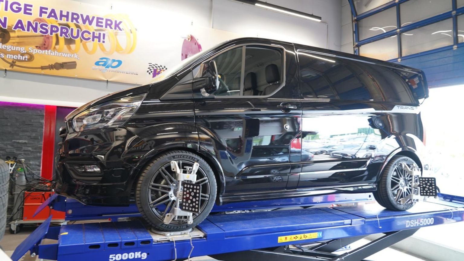 Tuning für Ford Tourneo Custom - Fahrwerk und Felgen - Tuning Concepts